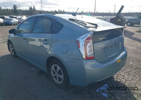 2014 Toyota Prius Three z USA, uszkodzony, nr VIN JTDKN3DU8E1783014